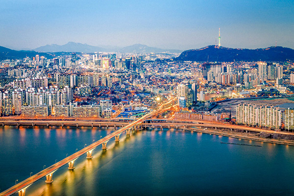 location-seoul-city-in-the-evening-istock-511030671
